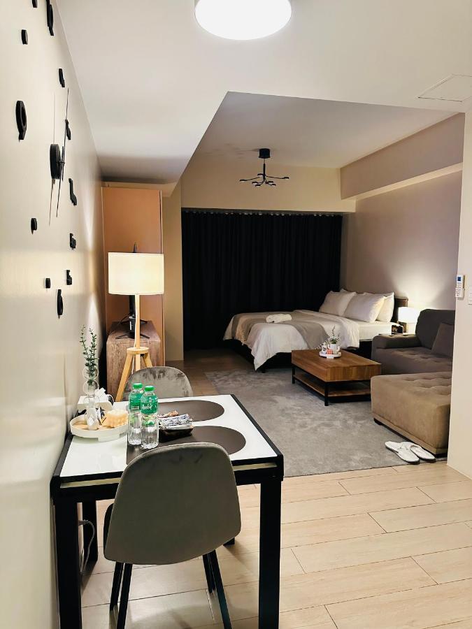 81 Newport Condominium Cluster 5 3A By Rechelle Nunag Pasay Esterno foto