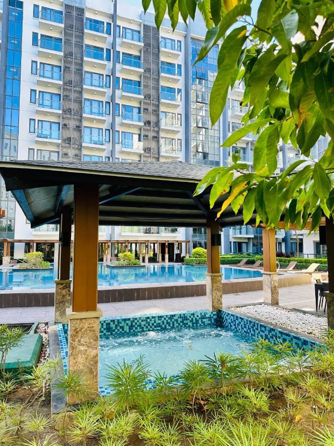 81 Newport Condominium Cluster 5 3A By Rechelle Nunag Pasay Esterno foto