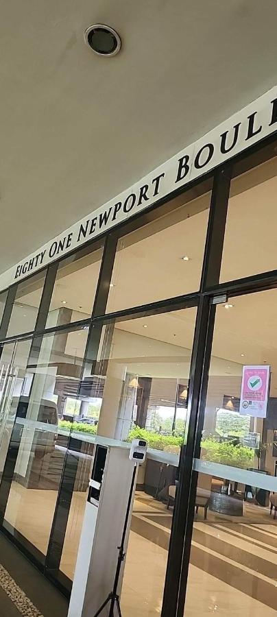 81 Newport Condominium Cluster 5 3A By Rechelle Nunag Pasay Esterno foto